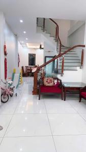 BÁN NHÀ SIÊU HIẾM NGỌC THỤY – LÔ GÓC, 4 THOÁNG – Ô TÔ VÀO NHÀ – 60M2 CHỈ 9TỶ